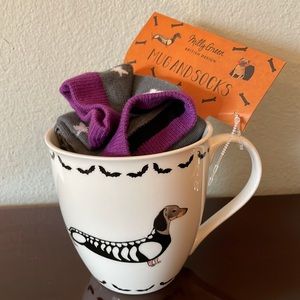 Dachshund Halloween mug with socks